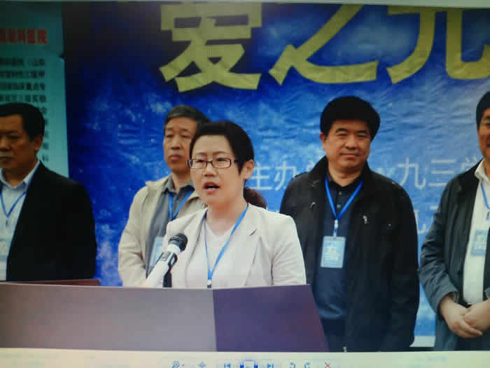 2、在“爱之光”白内障复明公益活动启动仪式上介绍工作情况.JPG